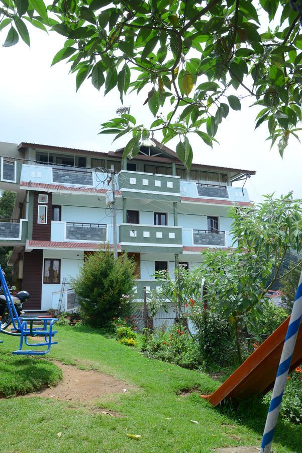 ホテルEzhil Residency コダイカナル エクステリア 写真